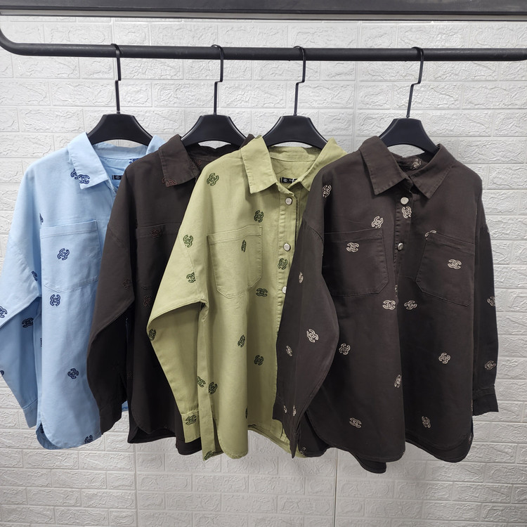 ۴ رنگ گلدوزی